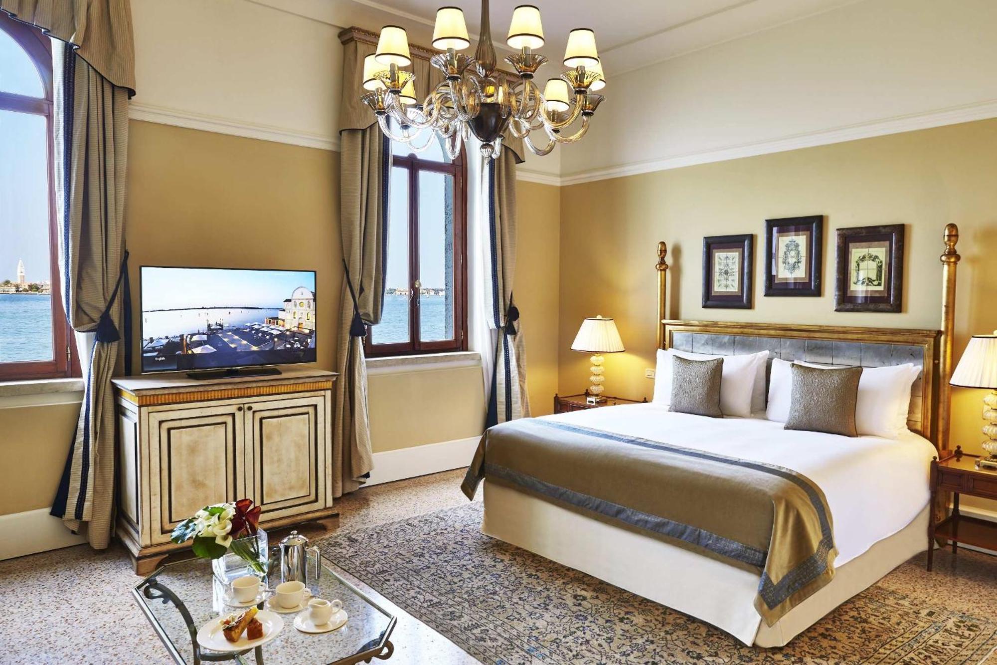 San Clemente Palace Kempinski Venice Hotel Exterior photo